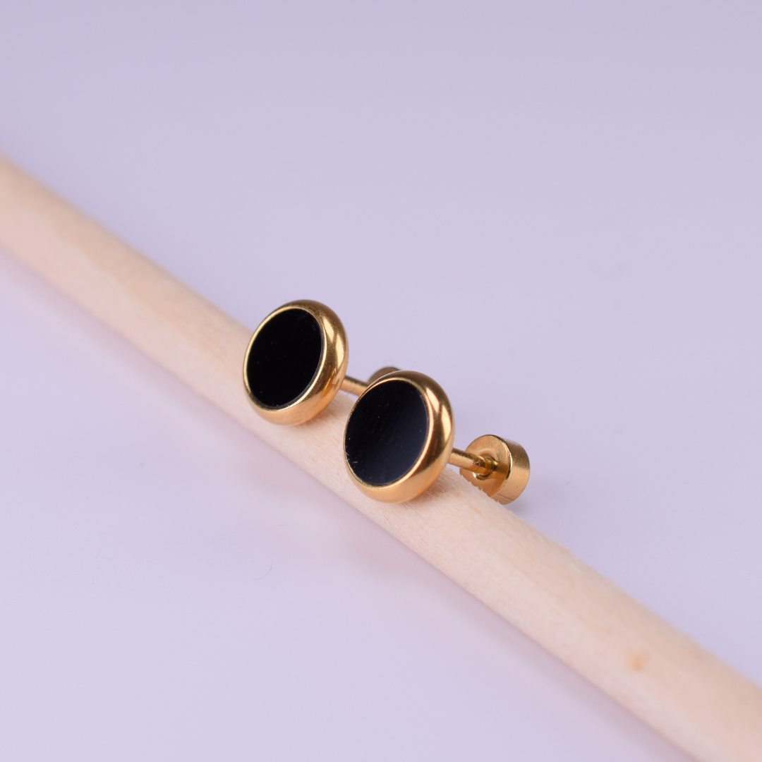 8mm Black circle studs - Gold - TheEarringCollective