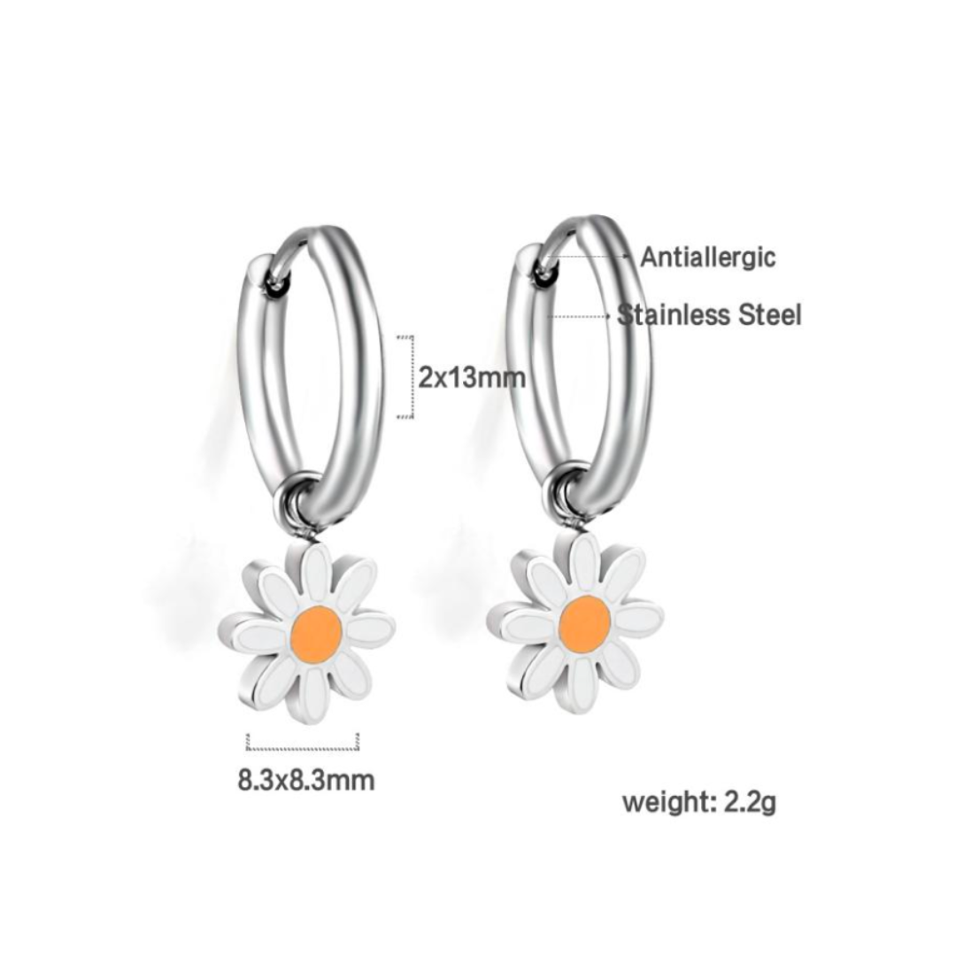 Daisy charm hoops - Silver - TheEarringCollective
