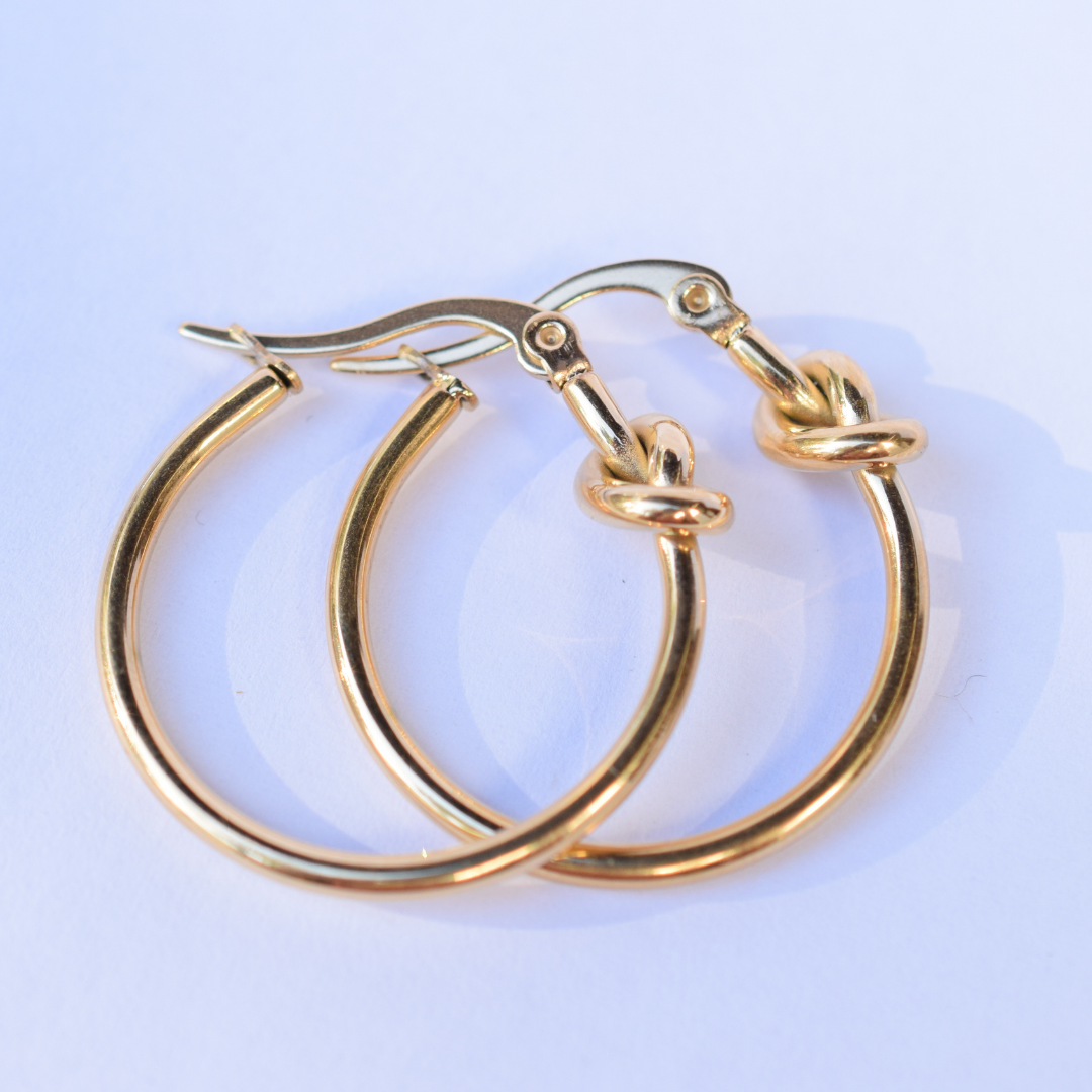Knotted hoops - Gold