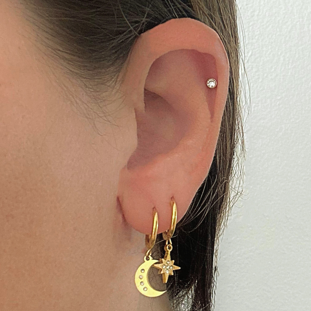 3mm Framed diamond studs - Gold - TheEarringCollective