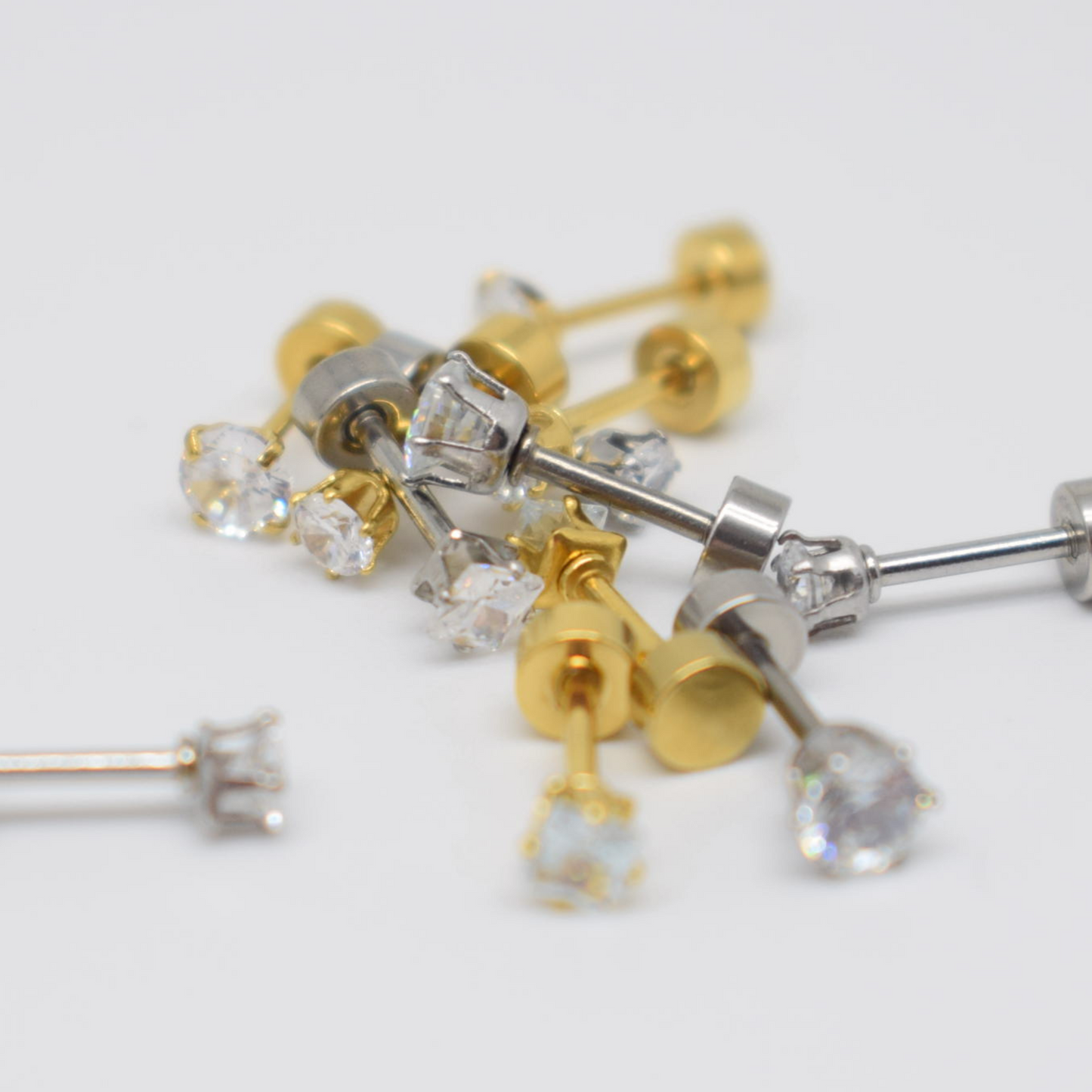 4mm Diamond studs - Silver - TheEarringCollective