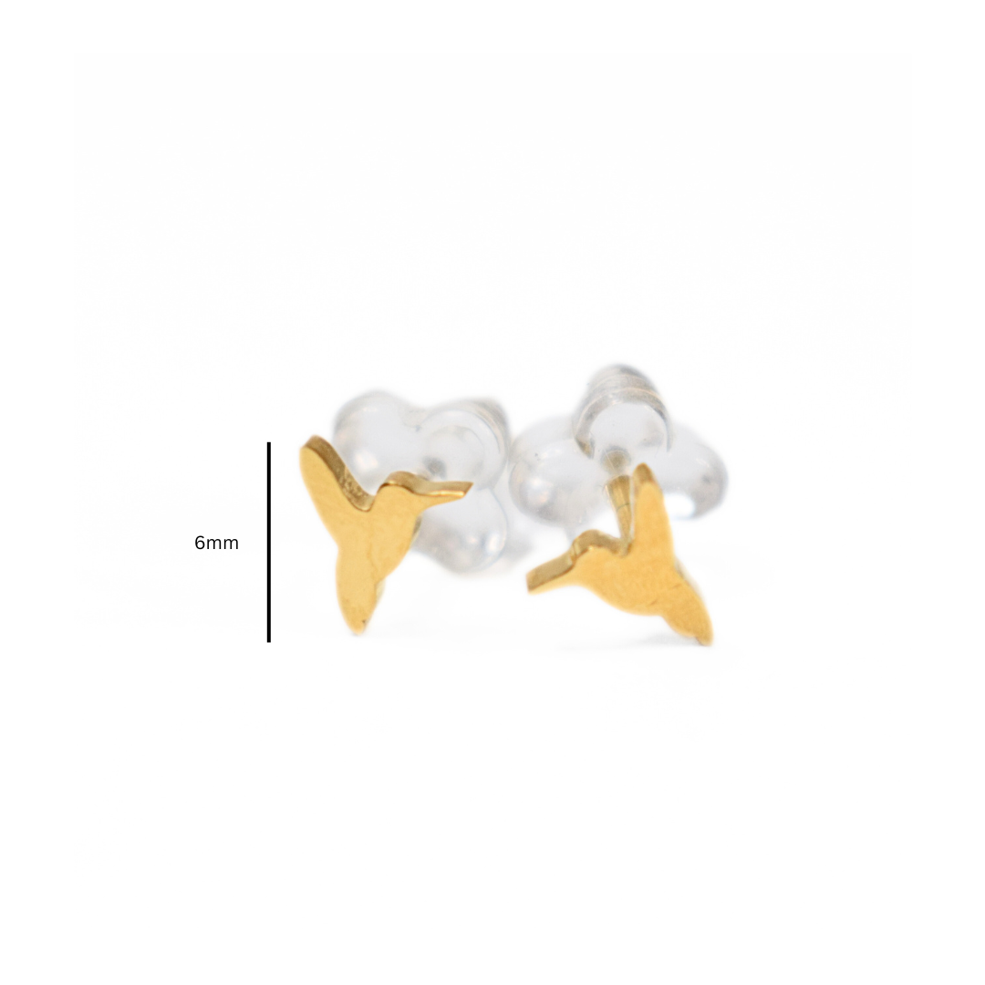 Tiny hummingbird studs - Silver - TheEarringCollective