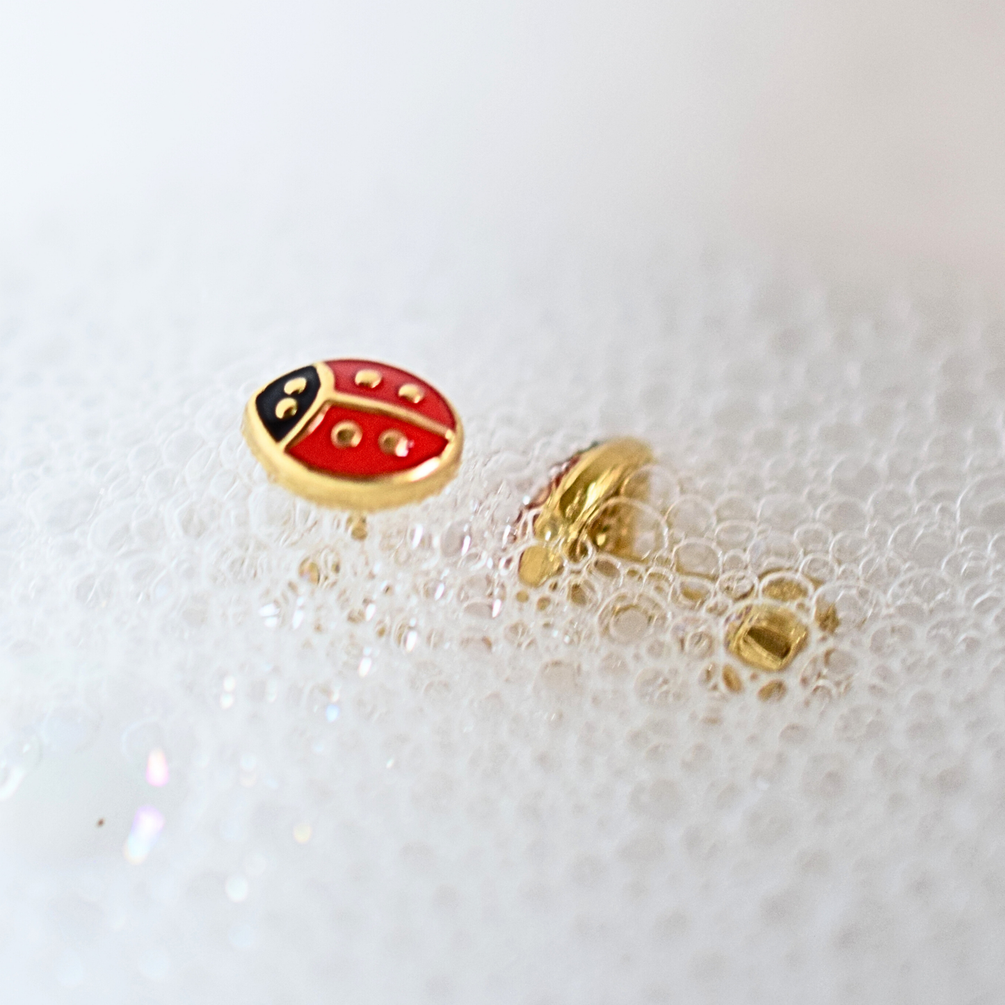 Ladybird studs - Gold