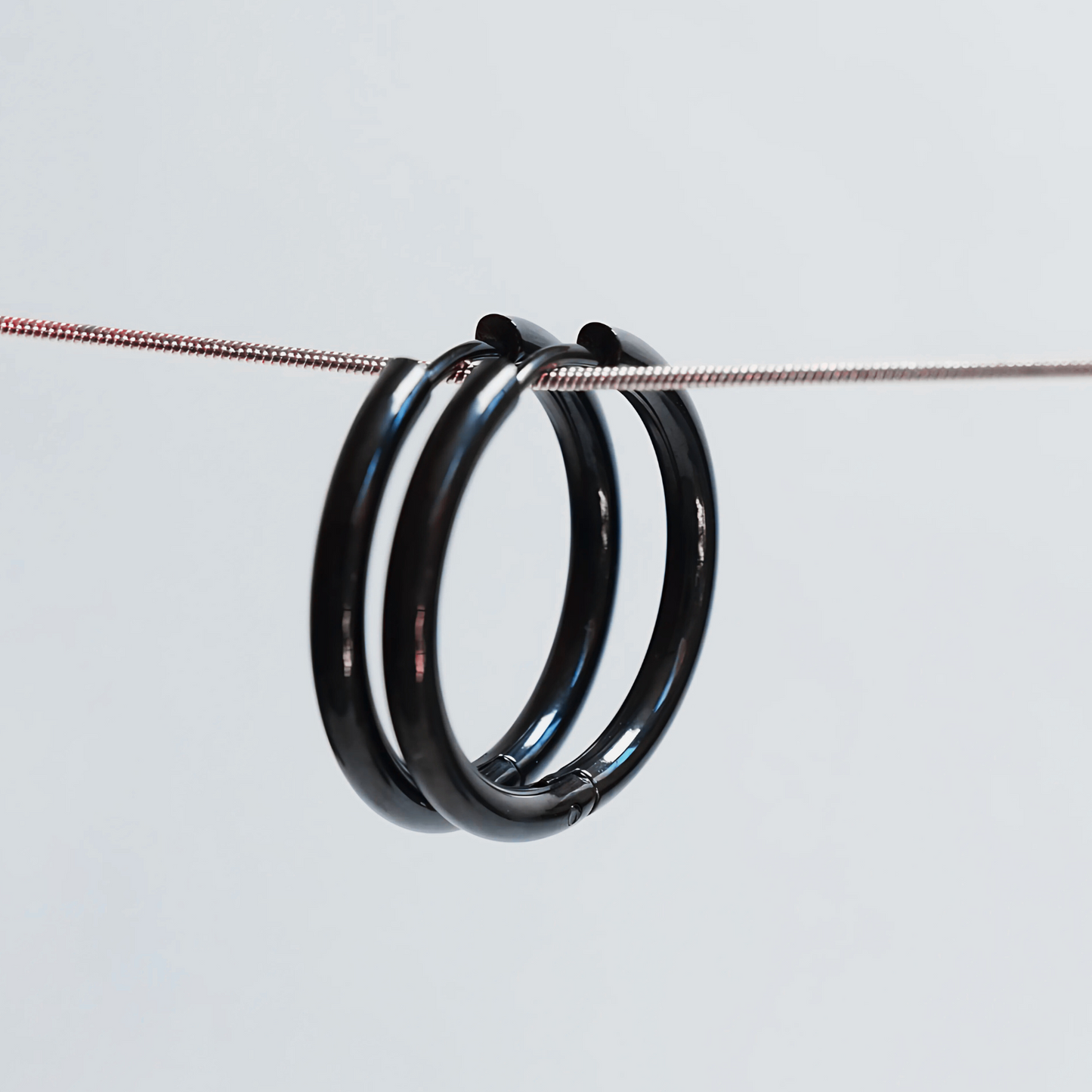 18mm Classic hoops - Black