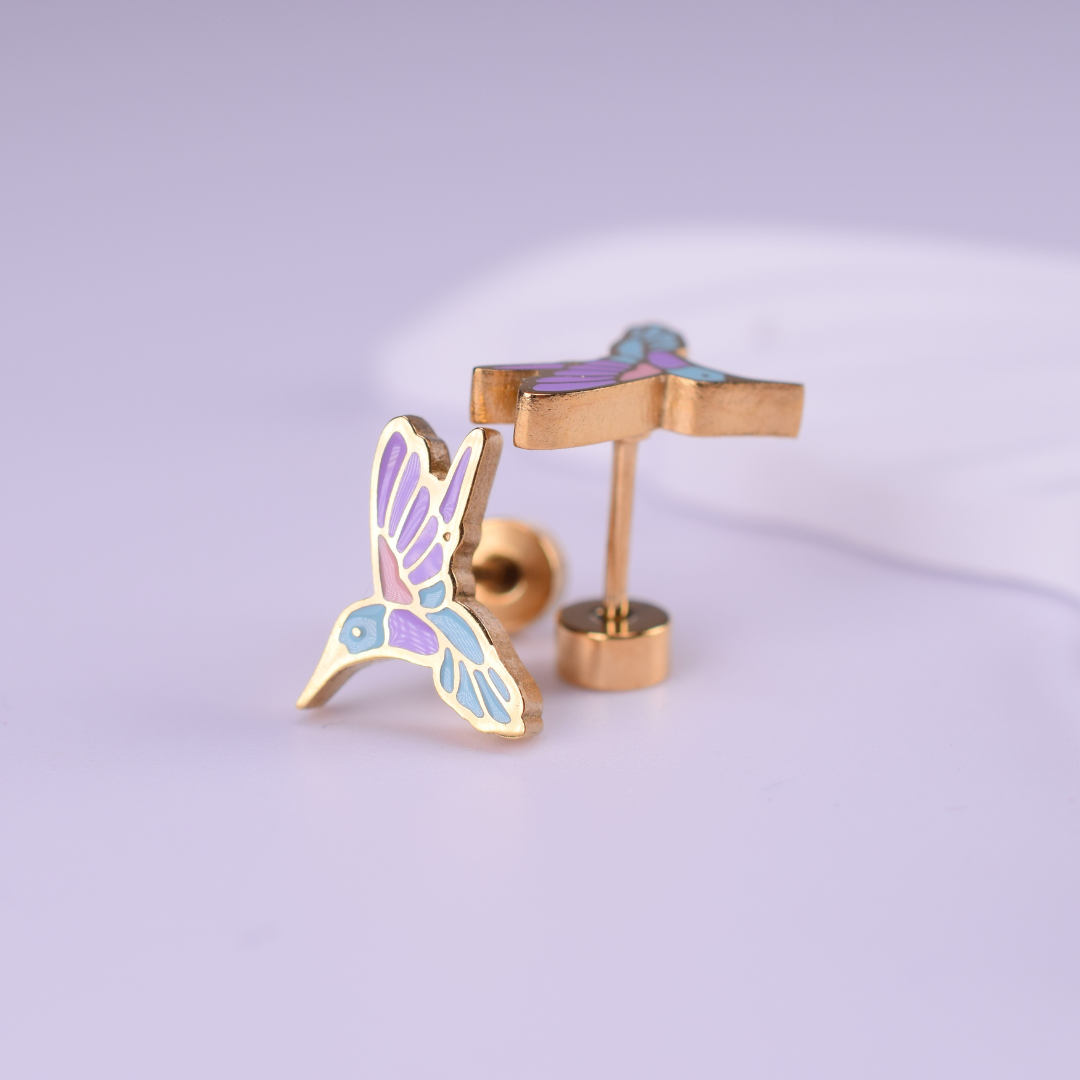 Hummingbird studs - Gold - TheEarringCollective