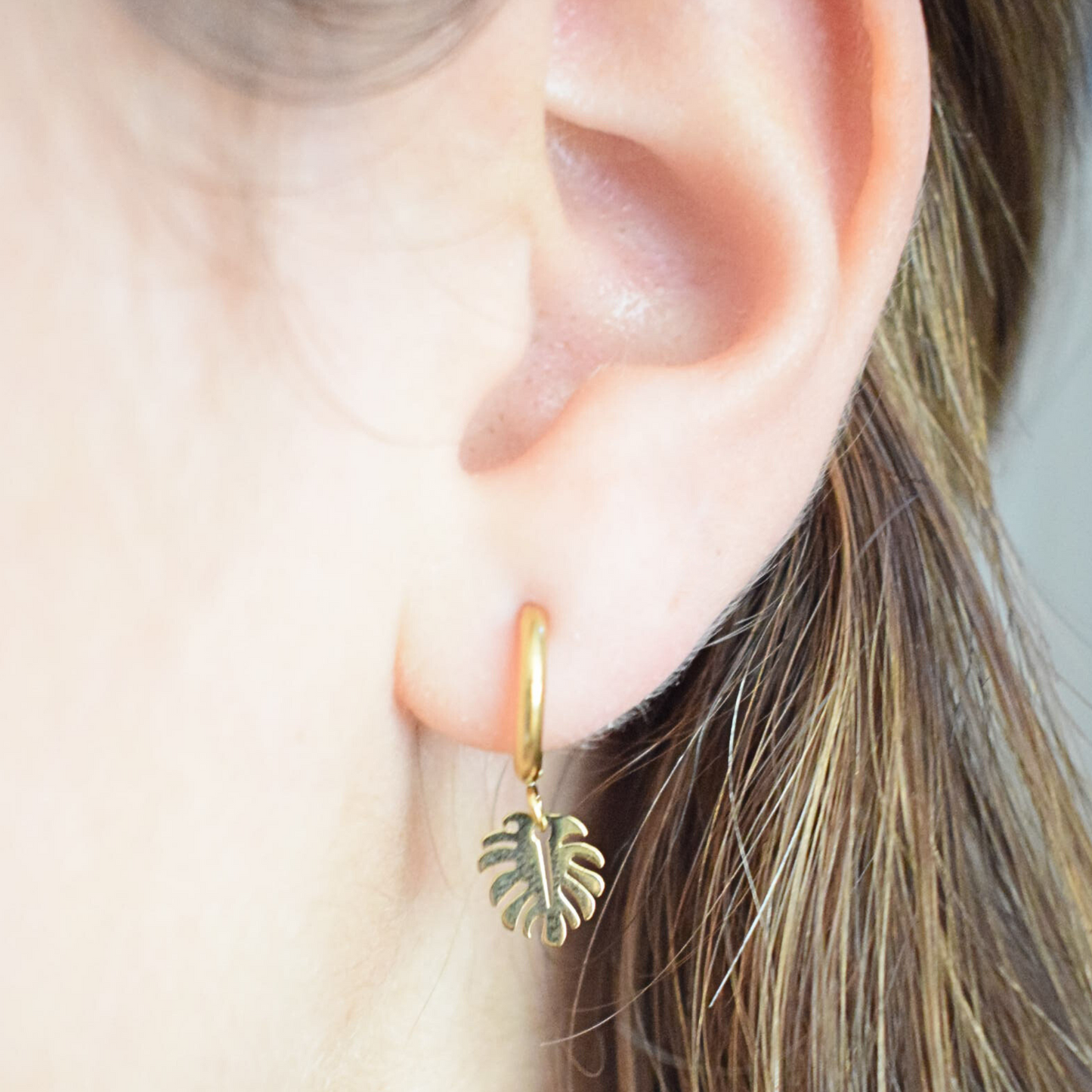 Tropical leaf hoops - Gold - TheEarringCollective