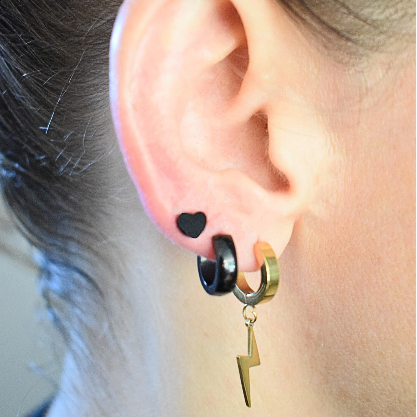 Lightning hoops - Gold - TheEarringCollective