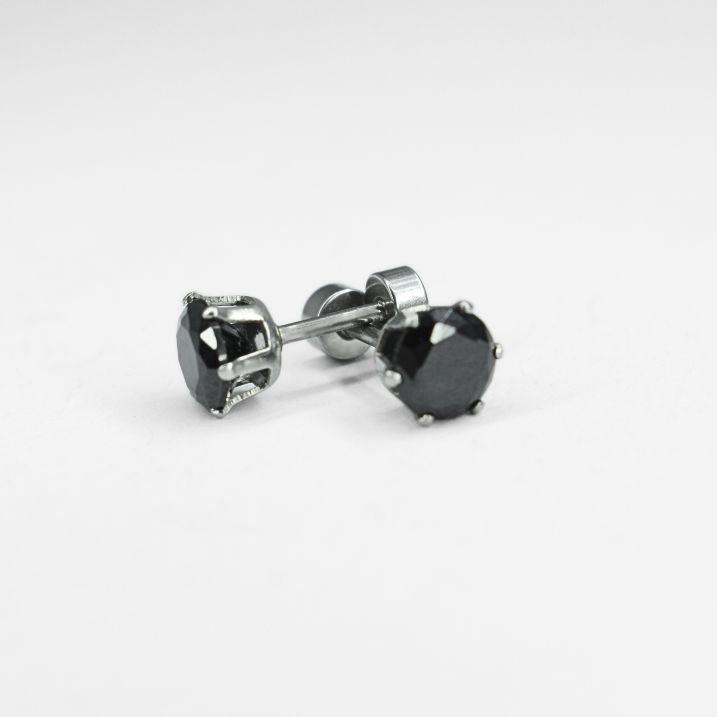 6mm Black diamond studs - Silver - TheEarringCollective