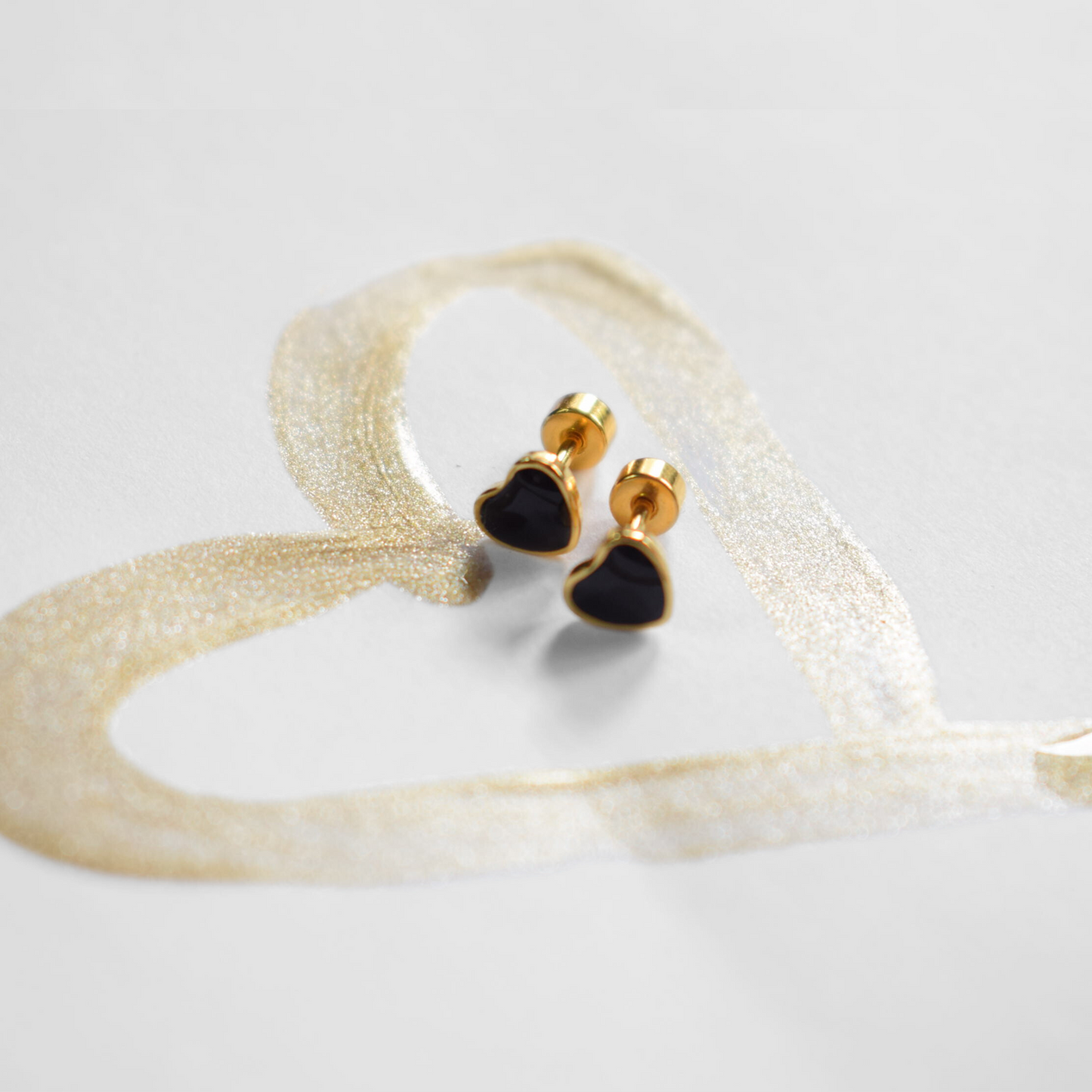 Framed black heart studs - Gold - TheEarringCollective