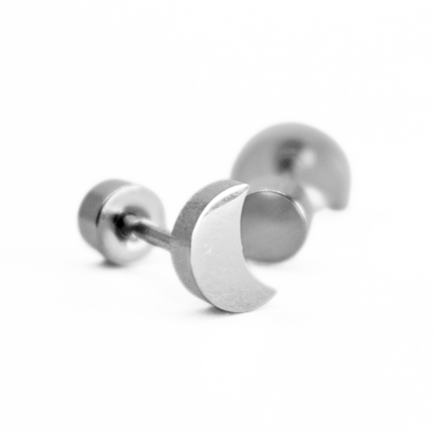 Baby moon studs - Silver - TheEarringCollective