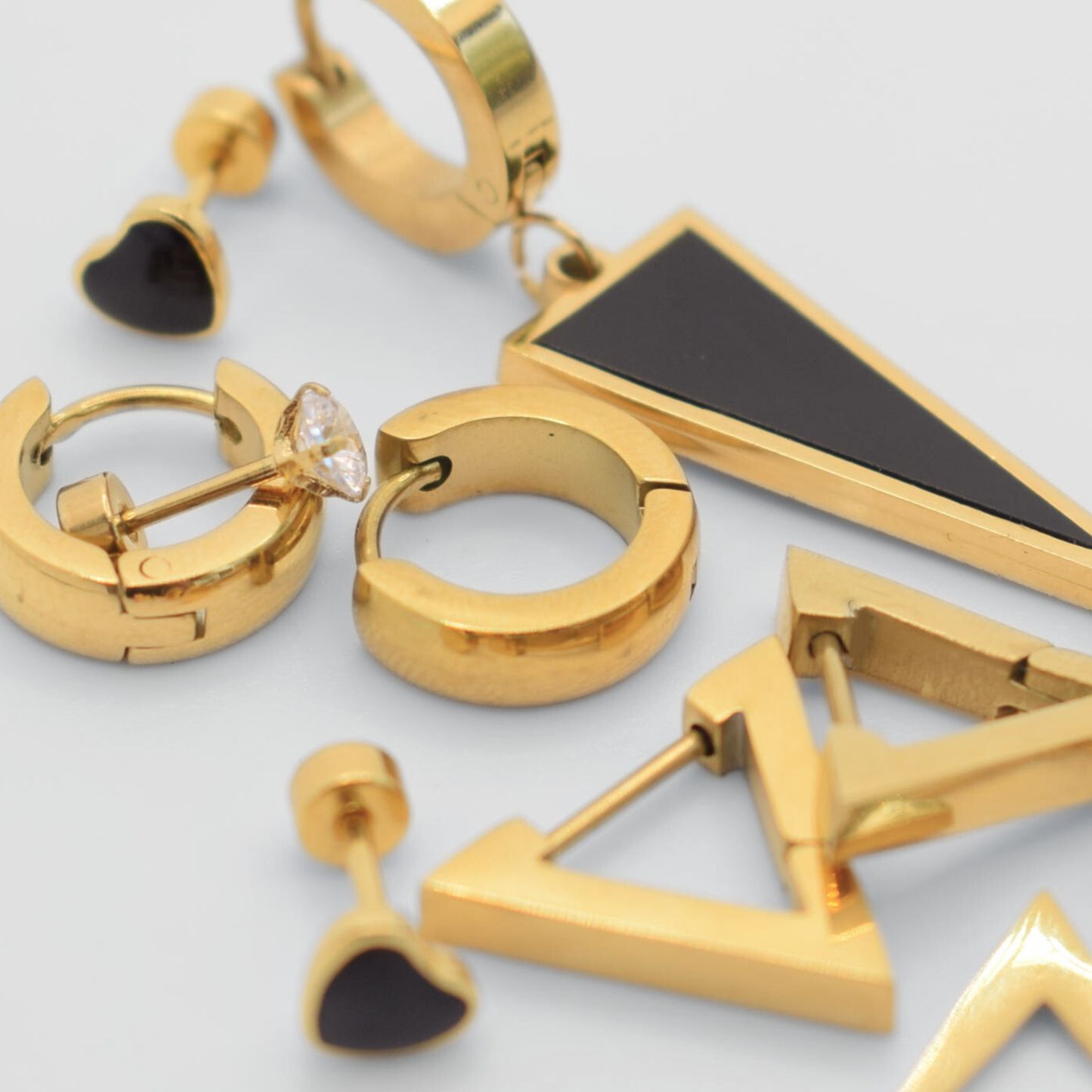 10mm Chunky hoops - Gold - TheEarringCollective