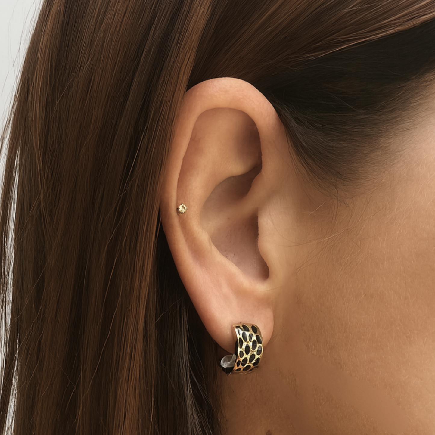 9mm Black spotted hoops - Gold