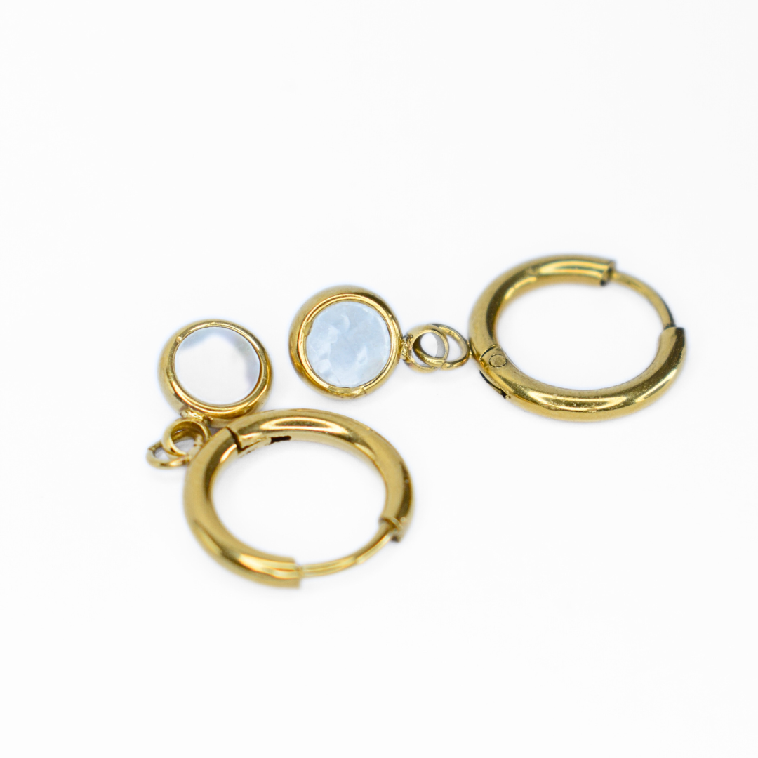 Framed shell hoop - Gold - TheEarringCollective