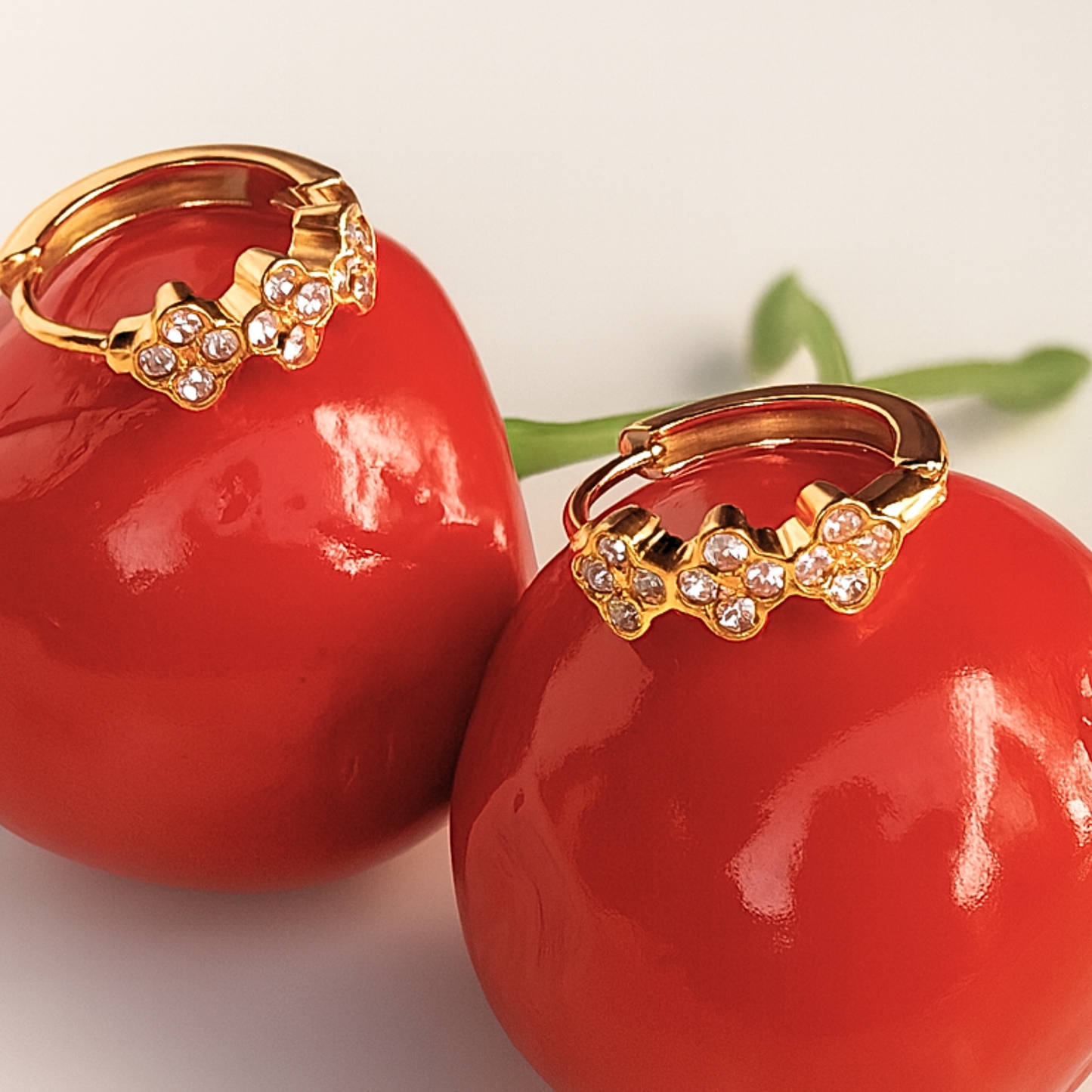 10mm triple flower hoops - Gold