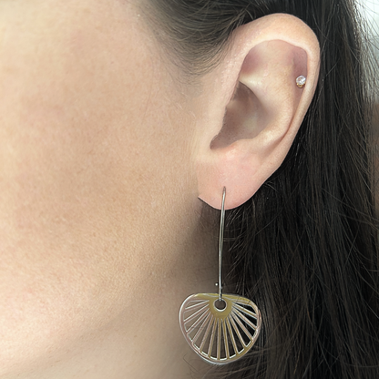 Dangled shell hoops - Silver - TheEarringCollective