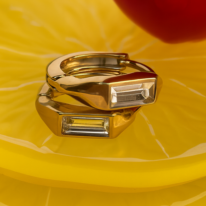 10mm baguette diamond style hoops - Gold