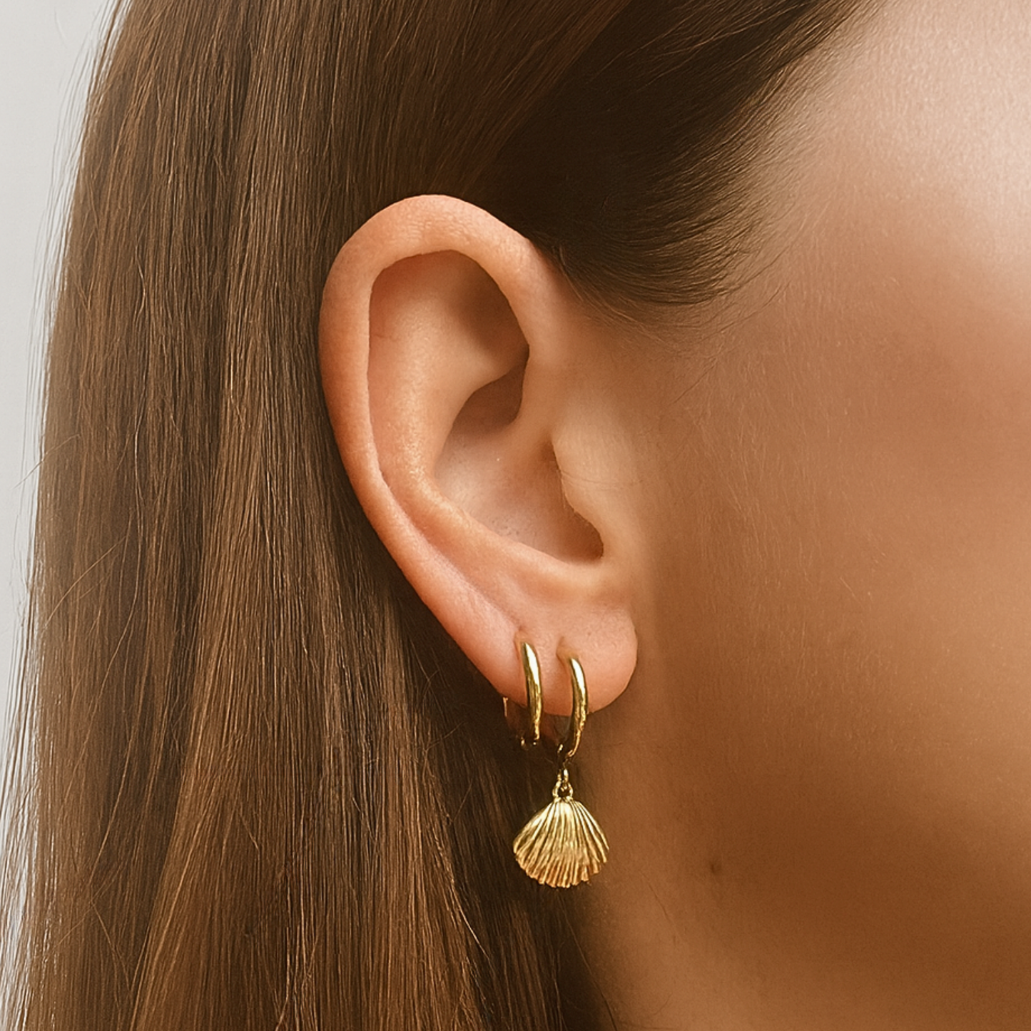 10mm Hanging shell hoops - Gold