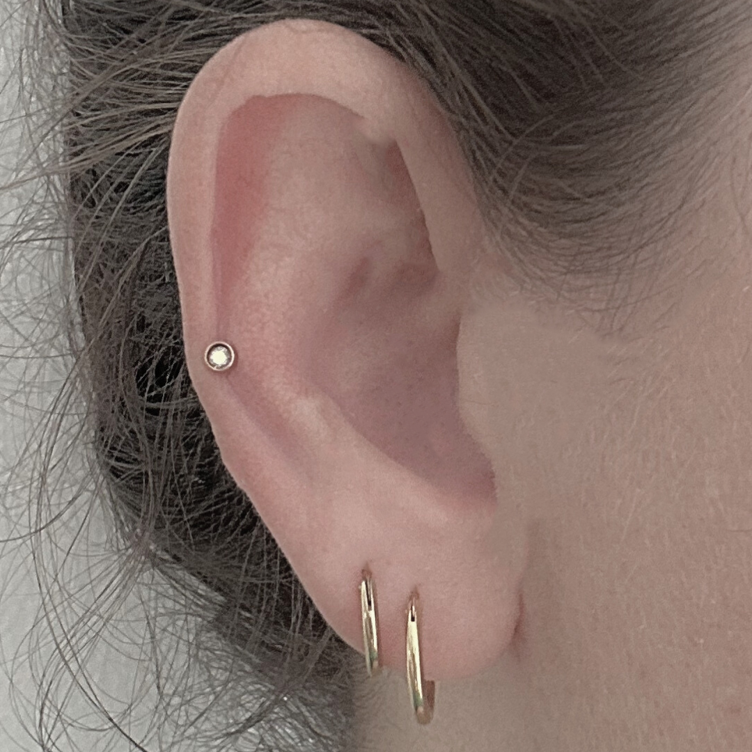 8mm Thin seamless  hoops - Gold - TheEarringCollective