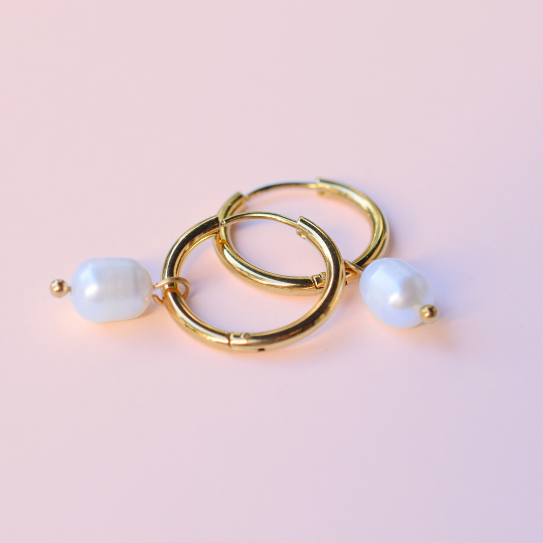 Fresh water drop pearl hoops - Gold