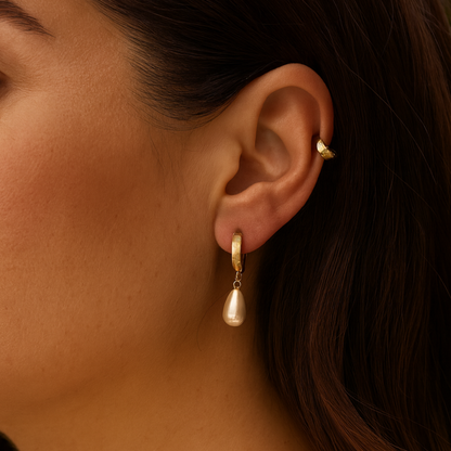 Drop pearl hoops - Gold