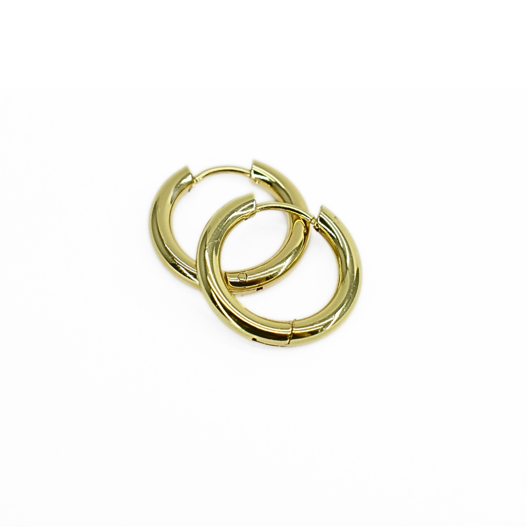 16mm Classic hoops - Gold - TheEarringCollective