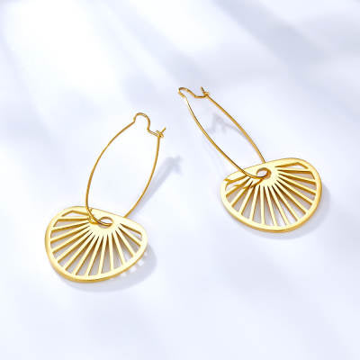 Dangled shell hoops - Gold - TheEarringCollective